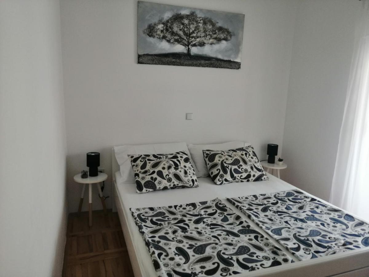 Deny Apartment Zaboric Bagian luar foto
