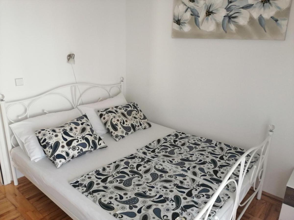 Deny Apartment Zaboric Bagian luar foto